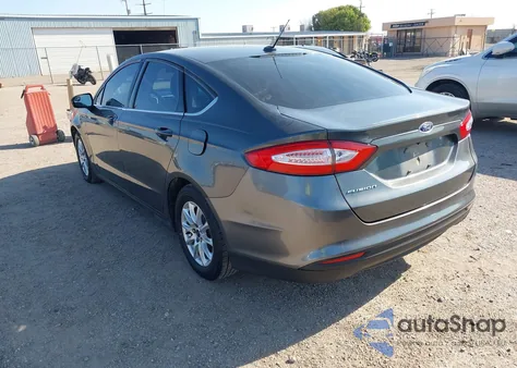 2016 Ford Fusion S z USA, uszkodzony, nr VIN 3FA6P0G73GR258117